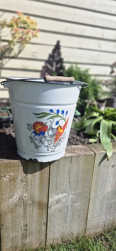 Vintage antique iron bucket - vintage/antique,