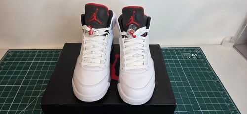Nike air jordan retro - air,