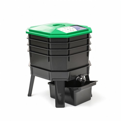 Worm composter with liquid - worm,
