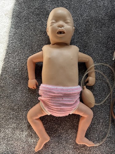 Resusci baby cpr nurse - baby,