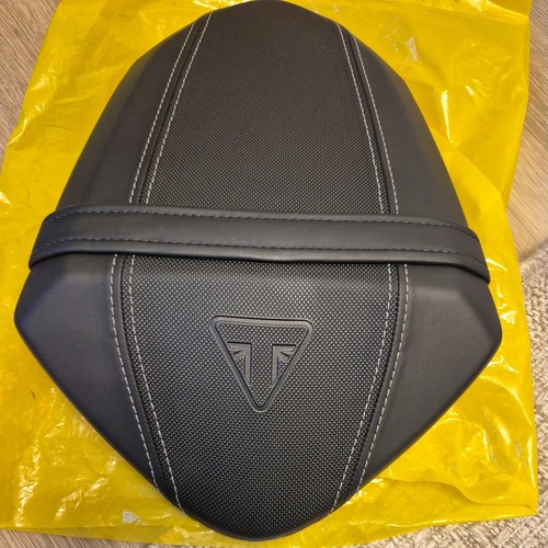 Triumph street triple new - triumph,