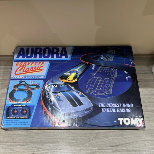 Vintage tomy aurora - -,