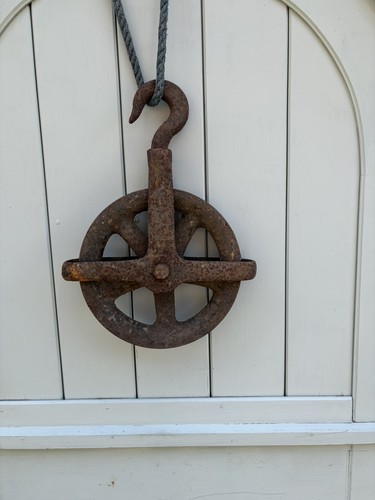 Vintage heavy cast iron - vintage, pulley