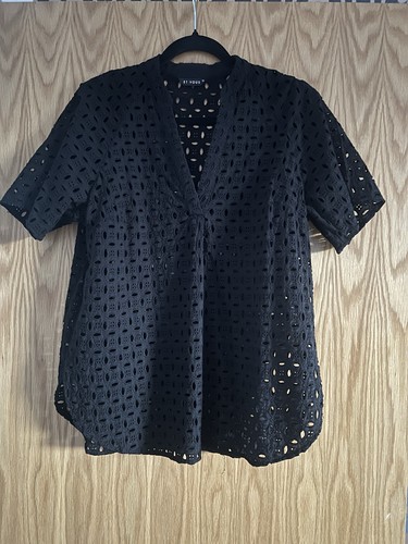 Women cut out pattern top - cut,