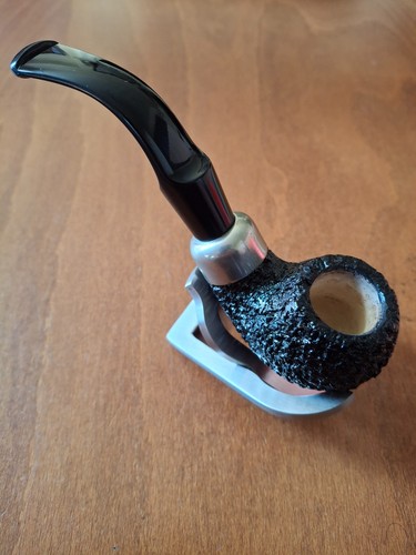 Rough black hewn meerschaum