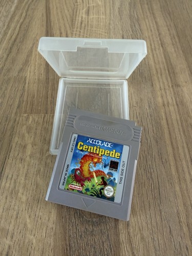 Centipede gameboy game - game, with