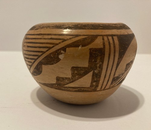 Antique hopi pueblo - hopi, polychrome