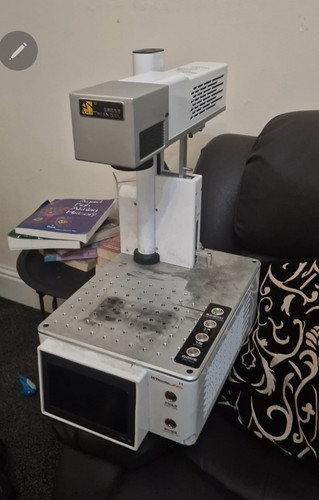 Triangel fibre laser marking - m-triangel,