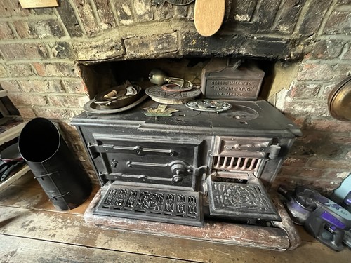 Vintage victorian cast iron - vintage,
