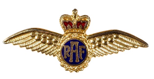 Queens crown the royal navy - queens,