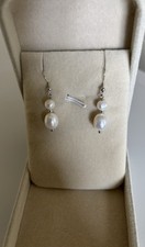 Natural White Freshwater