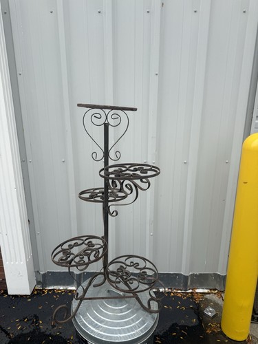 Vintage wrought iron tier - wrought, 5
