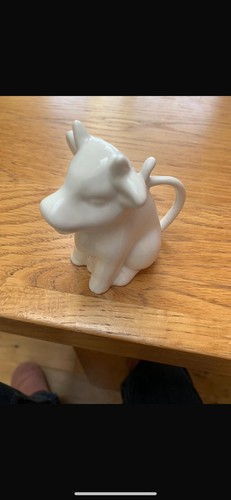 Small white vintage cow - small,