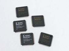 Xilinx XCS20XL VQ100AKP0033
