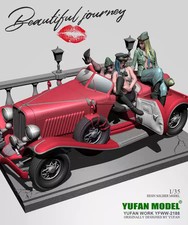 Female Fashion Soldier Car