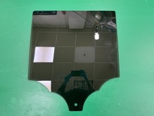 LAND ROVER DEFENDER L663 REAR DOOR WINDOW GLASS PASSENGER LEFT NSR 2020-2025