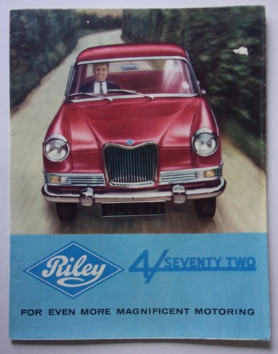 Riley seventy two saloon - two,
