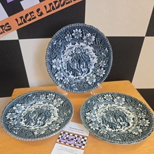 3 Royal Tudor Ware - Coaching