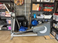 Life Fitness Fit Stride 95Xi Elliptical Cross Trainer