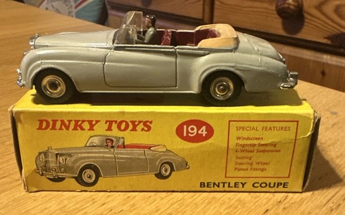 Dinky toys bentley original - toys,