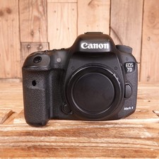 Used Canon EOS 7D Mark II