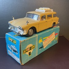 Spot On Triang 183. Humber Super Snipe estate Car.