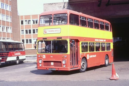Alder valley ocs598h bus photo - ocs598h,