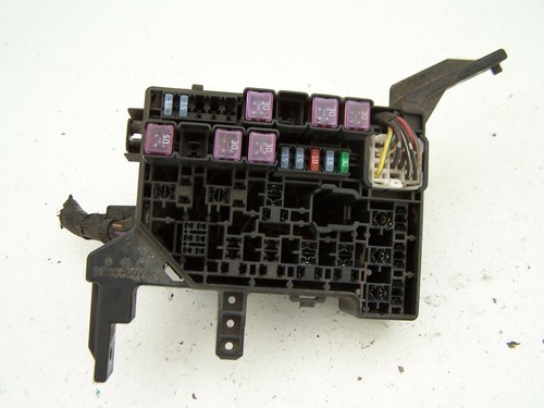 Suzuki swift fuse box - fuse,