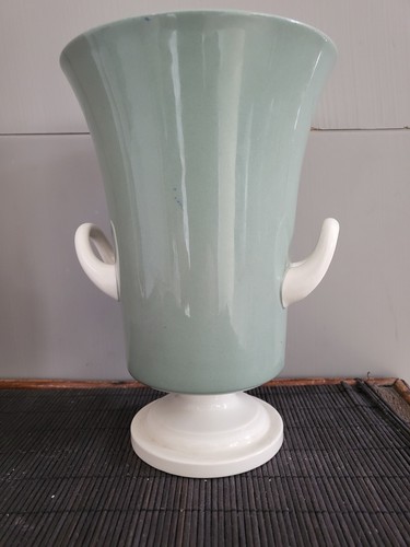 Keith murray wedgewood vase - keith,