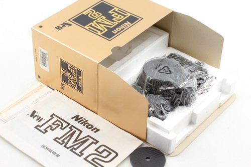 Almost unused box nikon - [almost,