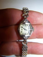 Vintage Gruen Ladies Watch 17