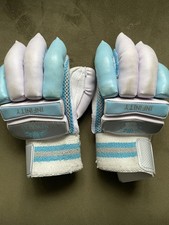Newbery cricket batting - newbery,
