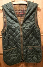 Barbour  - QUILTED WAISTCOAT ZIP IN LINER.  UK 36.    GREEN.  (Export label)