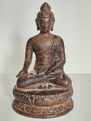 Antique thai bronze buddha - antique,