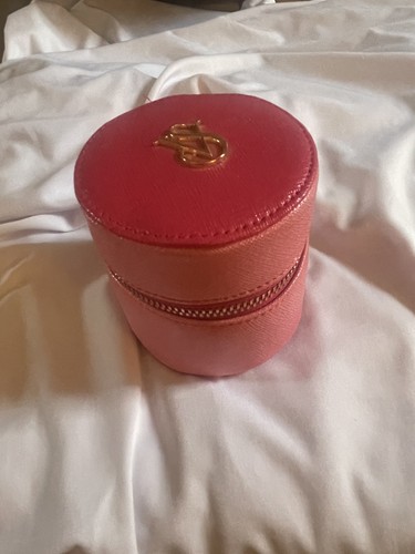 Victoria secret small - victoria's,