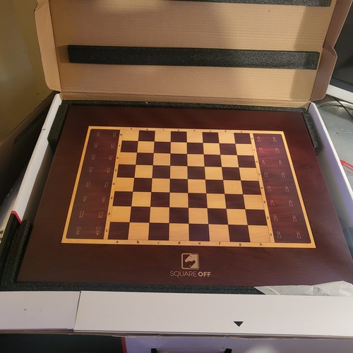 Square off grand kingdom set - off,