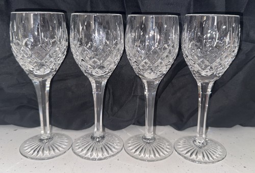 Unmarked set stuart - of, 4