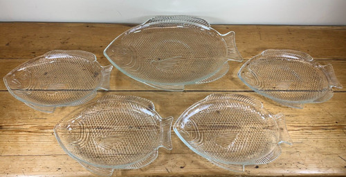 Fish shaped glass serving - glass,