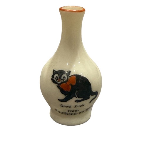Crested black cat china - crested,