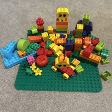 Lego Duplo Base Plate With Duplo Bricks
