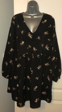 ✿Ladies SIMPLY black floral print tired smocked  dress size 16✿