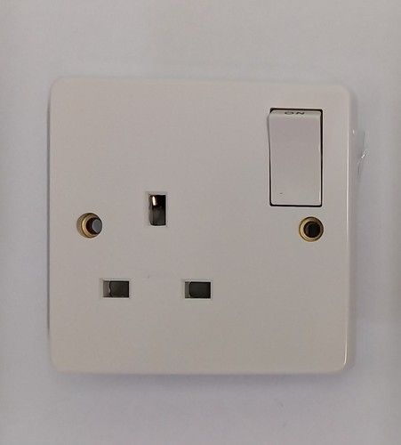 Crabtree 4304 white - crabtree,