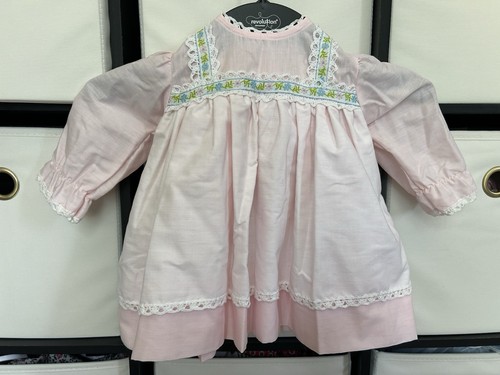 Vintage peaches cream baby - cream,
