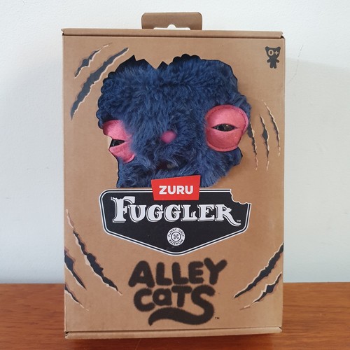 Zuru fuggler alley - alley, cats