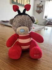 Me To You Bear plush small dressed as a valentine bee (Red)