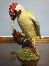 BESWICK GREEN WOODPECKER FIGURE No 1218B, Dated 1967 to 1989.