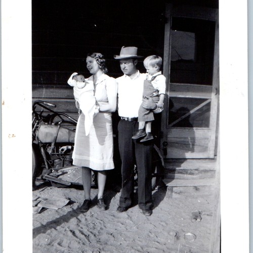 1942 burr family vintage - 1942,