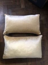 2 X Laura Ashley Nigella