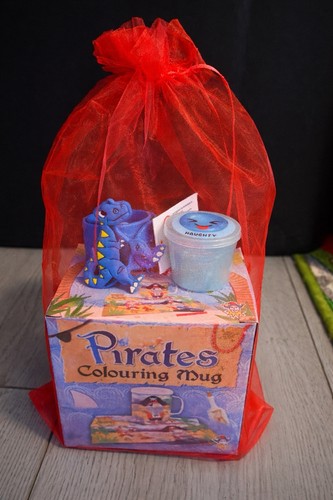Pirates colouring mug gift - colouring, set