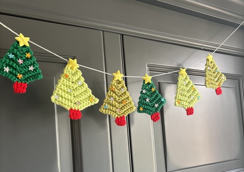 Christmas starry trees bunting - starry,